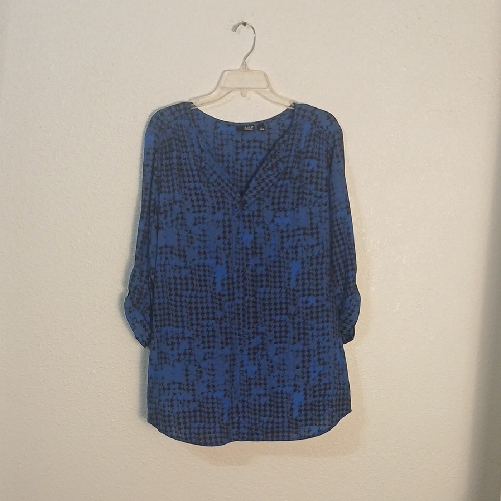 a.n.a Blue Boxy 3/4 Sleeve Blouse